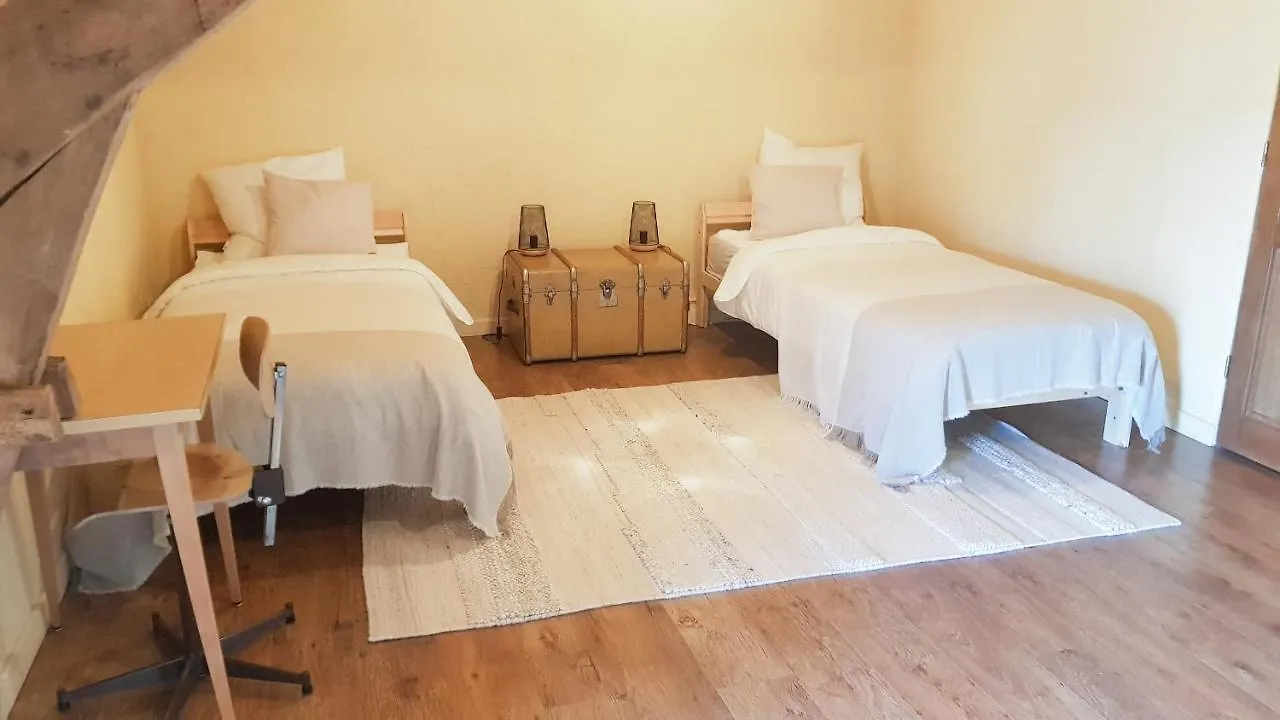 Gite De Charme En Pleine Nature Saint-Jean-la-Poterie Holiday home