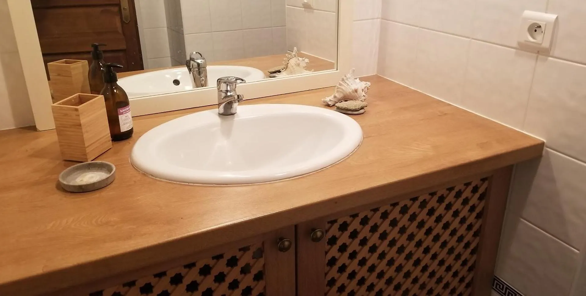Holiday home Gite De Charme En Pleine Nature Saint-Jean-la-Poterie